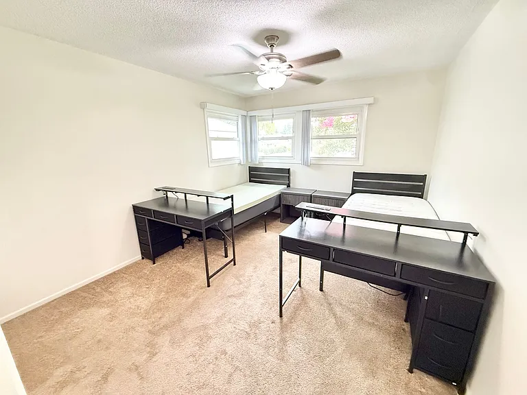 Student Housing Near CSUF | Private & Shared Rooms Available — Photo 12