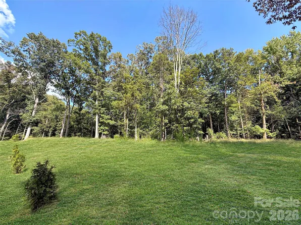 2540 Sam Newell Rd, Matthews, NC 28105