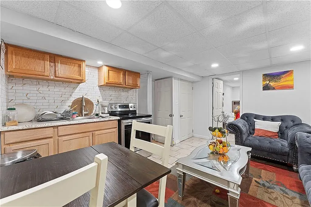 1 bed, 650 sqft, $1,450 — Photo 4