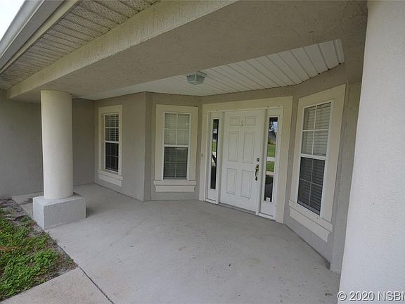 2nd image of 2827 Queen Palm Dr