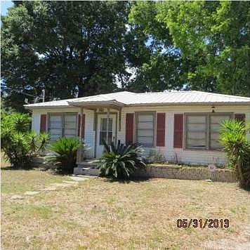 3rd image of 118 Yoakum Ct