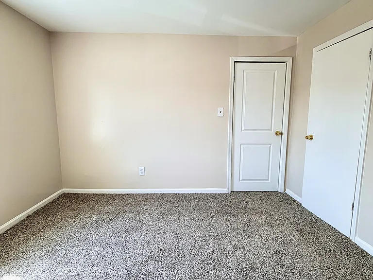 5417 Nelson Ave — Photo 13