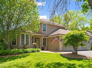 8914 Vickors Xing, Minneapolis, MN 55443