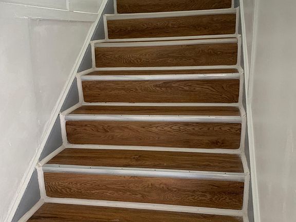 3rd image of 701 SE Tuscawilla Ave #1
