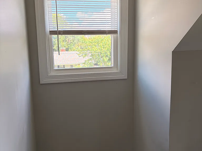4933 Charlemar Dr — Photo 14
