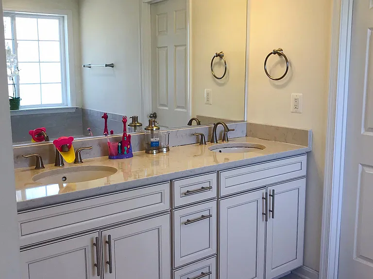 906 Saint Martins Loop — Photo 14