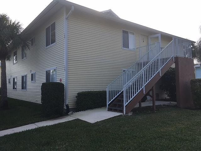1st image of 170 SE Village Dr