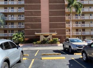 610 NE 12th Ave APT 303, Hallandale Beach, FL 33009