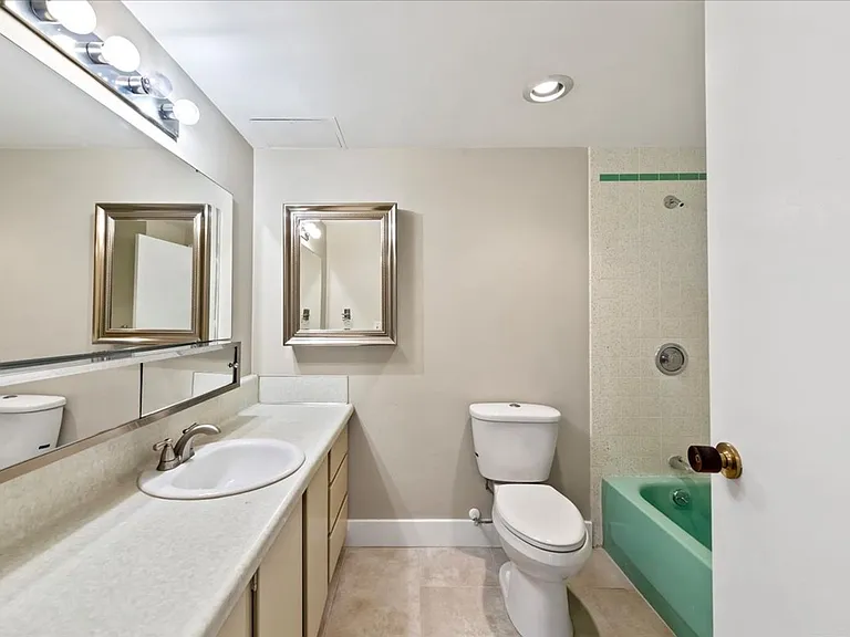 200 N 3rd St #901 — Photo 20