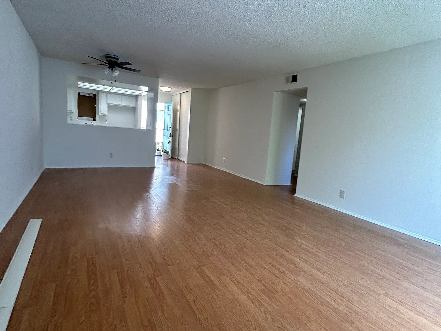 2 bed, 1.5 bath, 1000 sqft, $2,450 — Photo 4