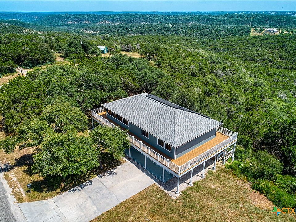 1st image of 200 Cedar Park