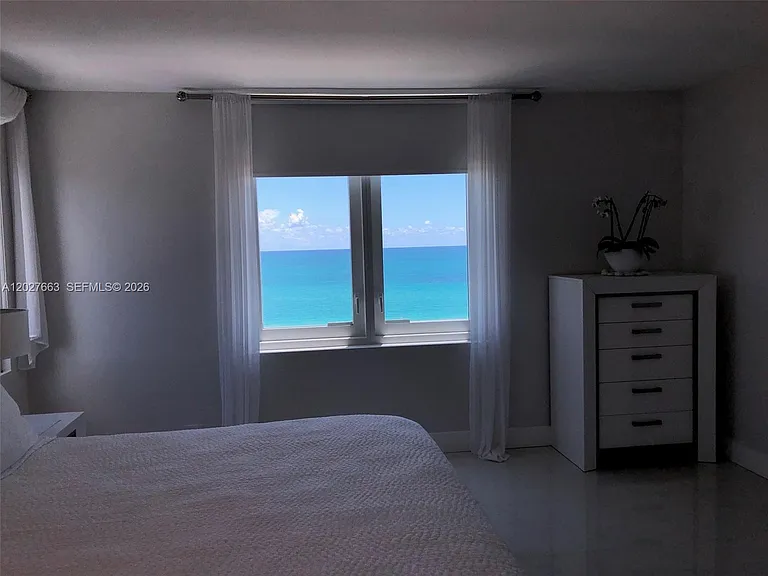 2301 Collins Ave #1210 — Photo 38