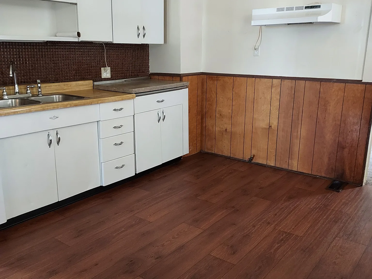 2 bed, 1.5 bath, 1584 sqft, $1,200 — Photo 4