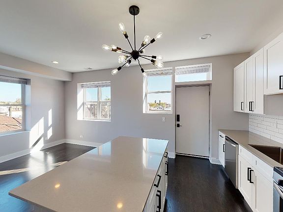 2nd image of 1743 W Touhy Ave #2