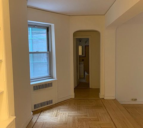 4th image of 180 W 93rd St APT 1A