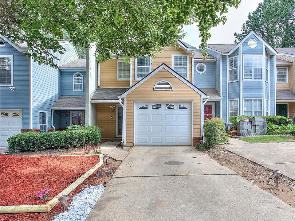 1st image of 3211 Long Iron Dr