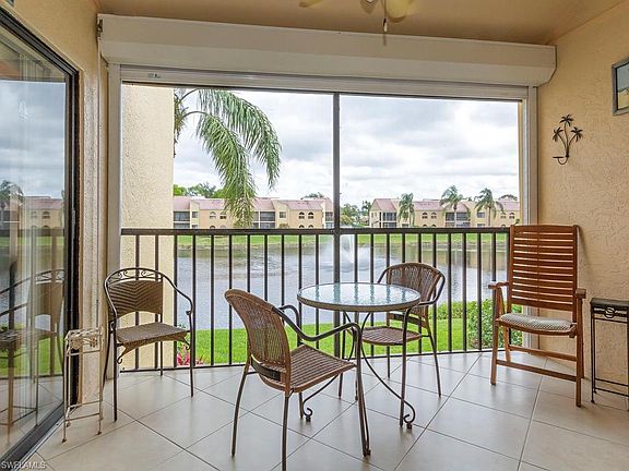 3rd image of 607 Beachwalk Cir APT 203