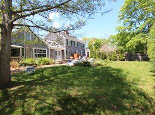 456 Phinneys Ln, Centerville, MA 02632