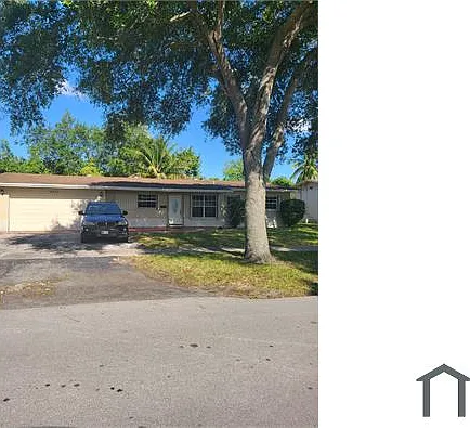 4 bed, 1972 sqft, $3,850 — Photo 2