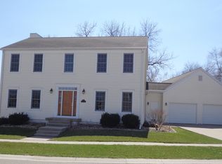 2614 Camden Dr, Ames, IA 50010