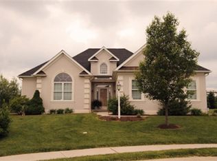 36 Lewiston Cir, Lancaster, PA 17601