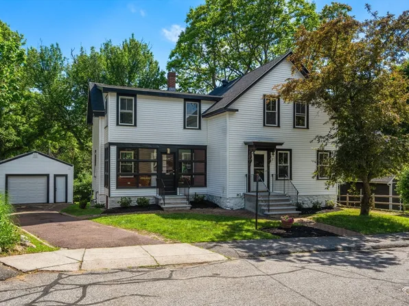 2 Everett St, Maynard, MA 01754