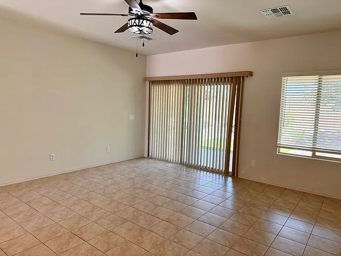 5424 W Heritage Way — Photo 8