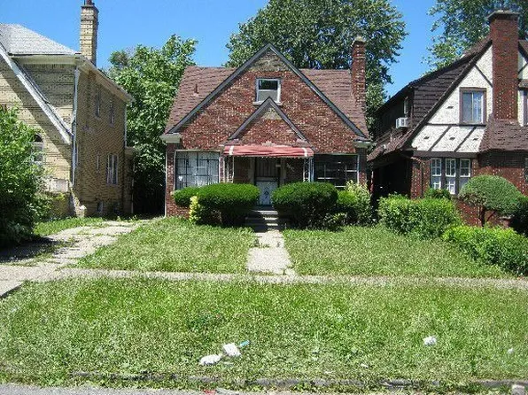 12831 Wilshire Dr, Detroit, MI 48213