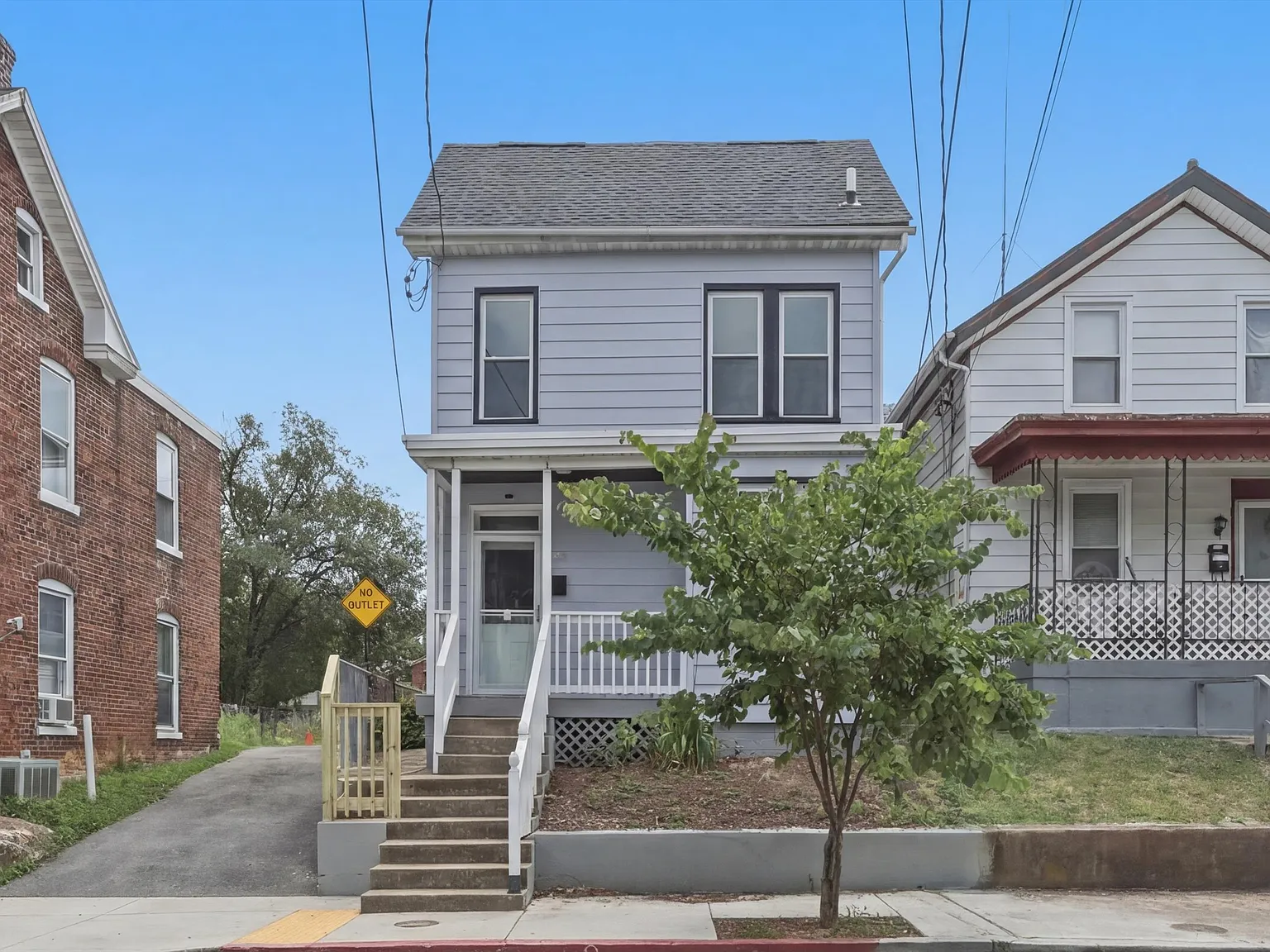 3 bed, $2,600 — Photo 2