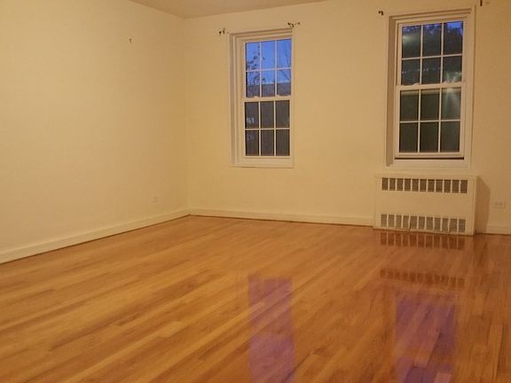 4th image of 14021 Burden Cres APT 602