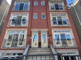 938 N Wood St #2, Chicago, IL 60622