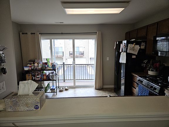 5th image of 24605 Patriot Square Dr S