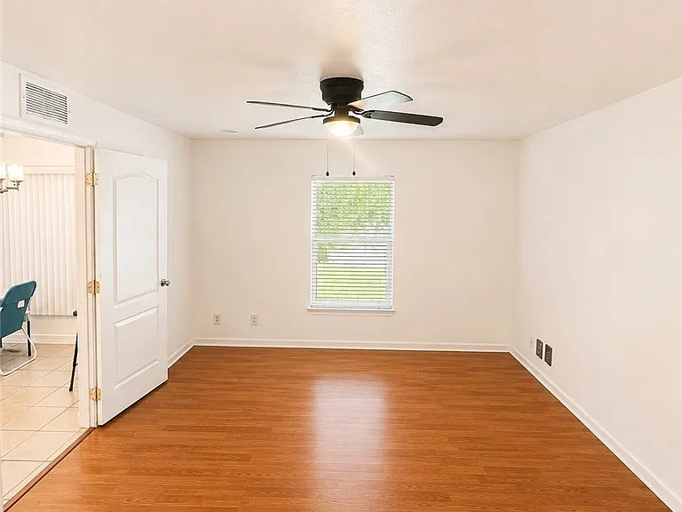 4118 NE 20th Pl — Photo 11