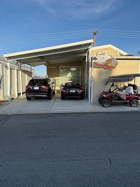 1st image of 70200 Dillon Rd #446