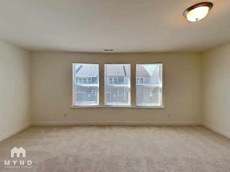 1546 Cedar Tree Dr — Photo 8