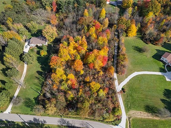 4th image of Hillcrest Dr