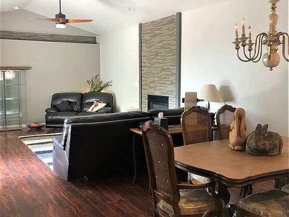 4th image of 562 E Greenfield Cir