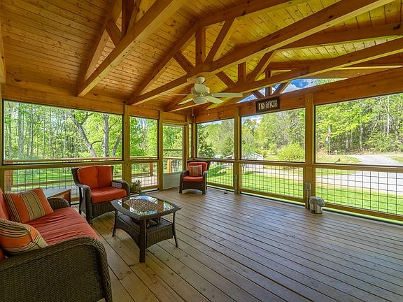 5th image of 104/102 Pleasant Valley Ln