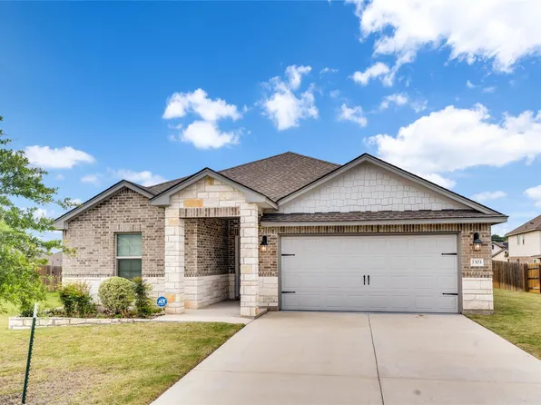 1303 Prospector Trl, Harker Heights, TX 76548