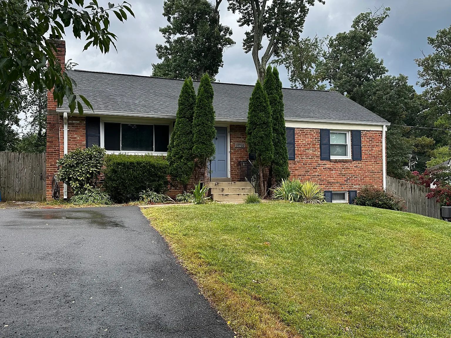 4 bed, 2112 sqft, $3,800 — Photo 3