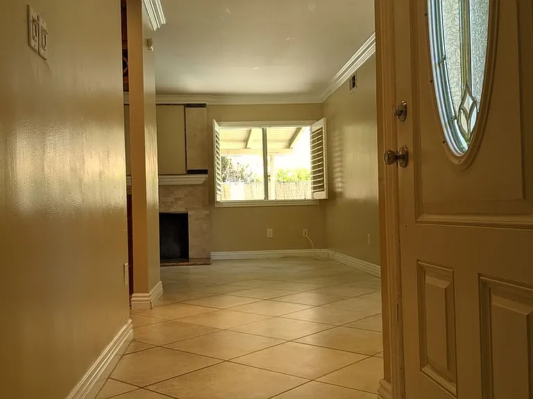 4865 Campanile Dr — Photo 27