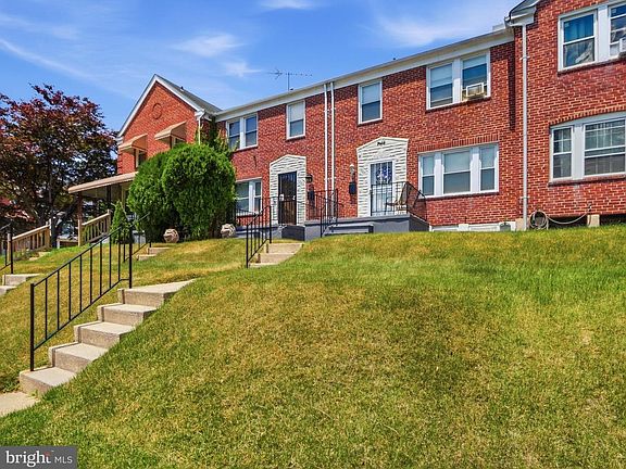 3rd image of 1504 Burnwood Rd