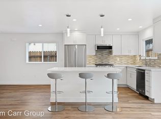 320 Catalina Dr APT B, Newport Beach, CA 92663