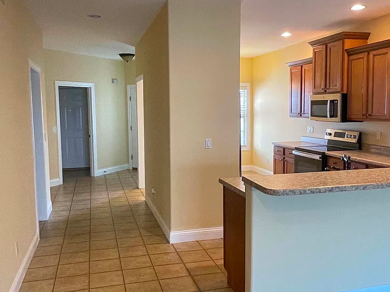 1505 Stonebluff Ct — Photo 9