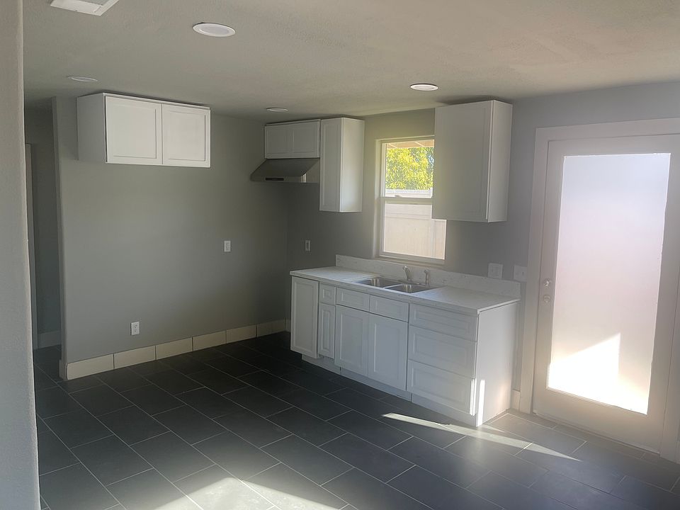 1st image of 10149 Galena Ave #B