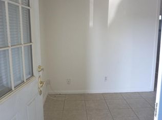 323 A St APT 4, Fillmore, CA 93015