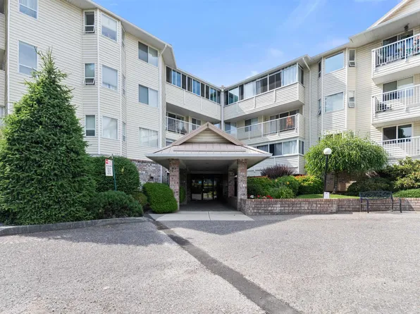 8725 Elm Dr #202, Chilliwack, BC V2P 4Y3