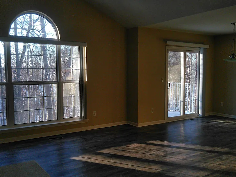 1702 Deepwood Cir — Photo 3