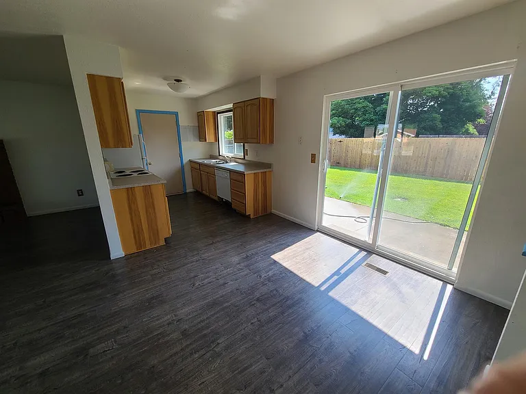 2806 Harmony Ct — Photo 5