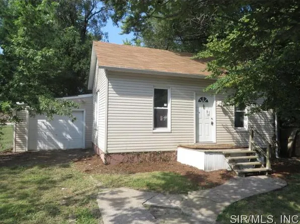 417 E Park St, Bunker Hill, IL 62014